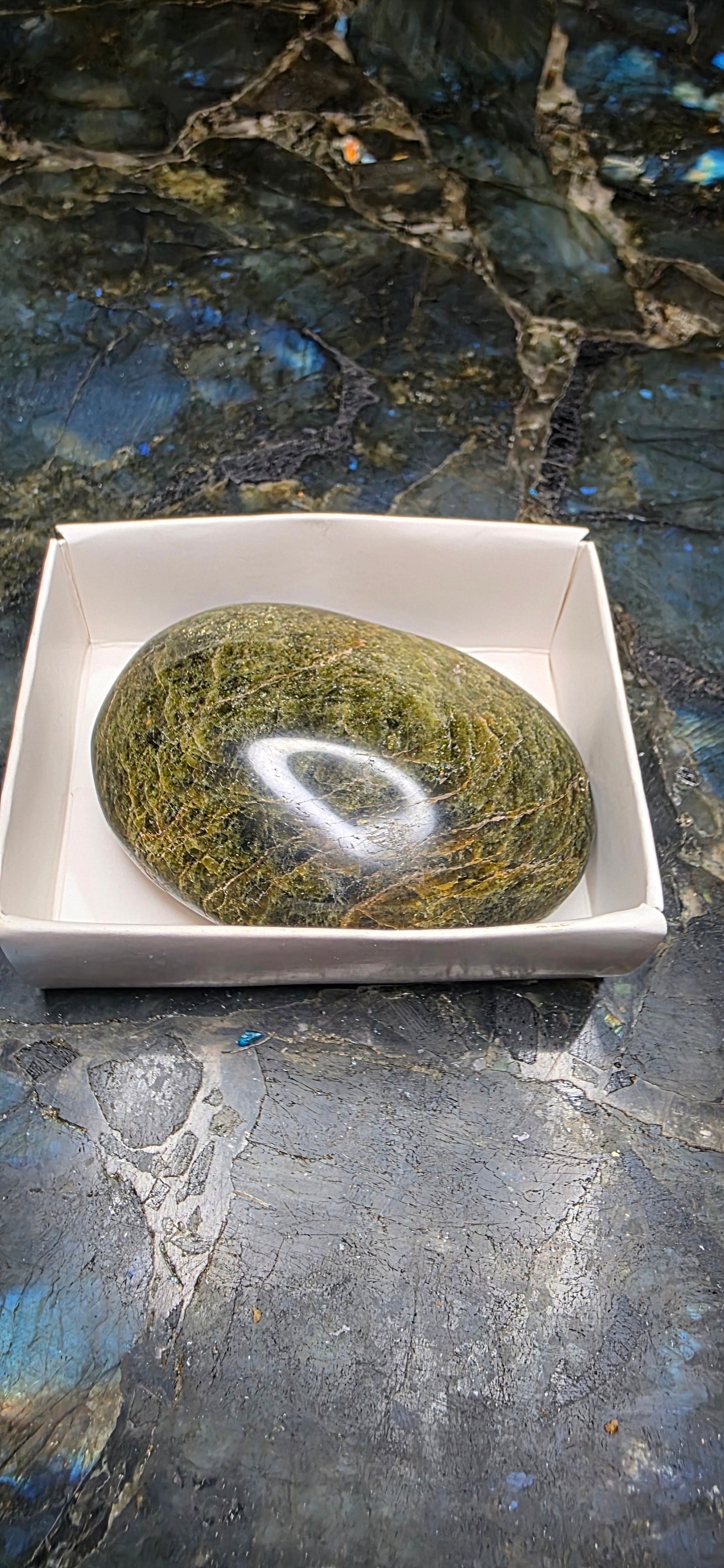 Green Garnet Gallet