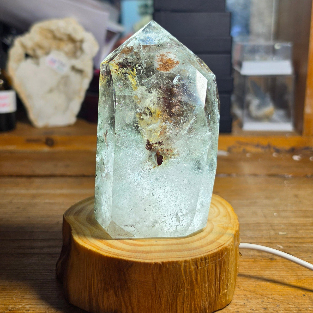 Garden Quartz Freeform  - polished bottom