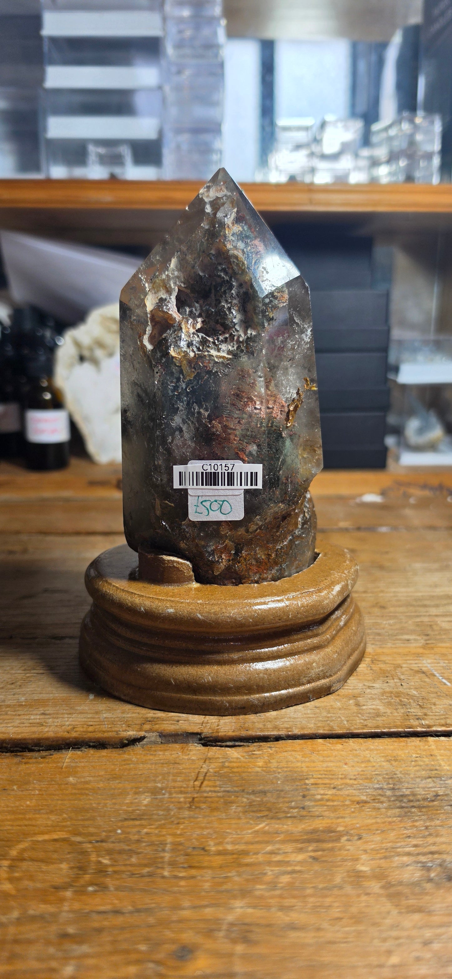 Large Garden Quartz with wooden Stand